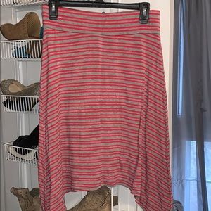 Red and gray midi skirt ❤️